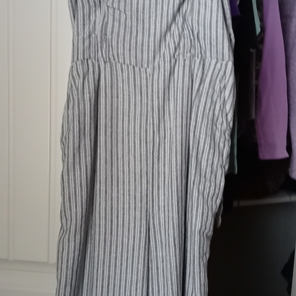 American Eagle jumper